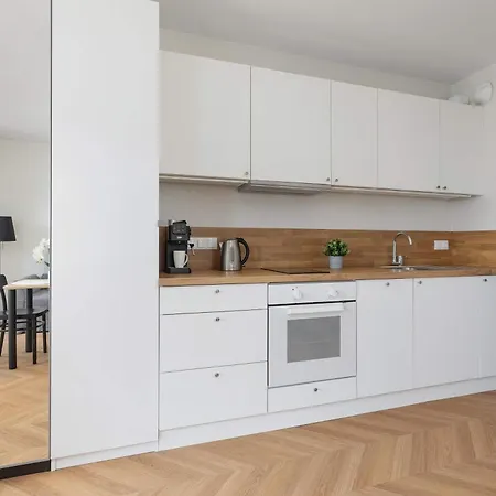 Appartamento Exceptional In With Parking By Renters